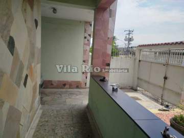 Duas casas de frente em ótima localização. - VCA30225