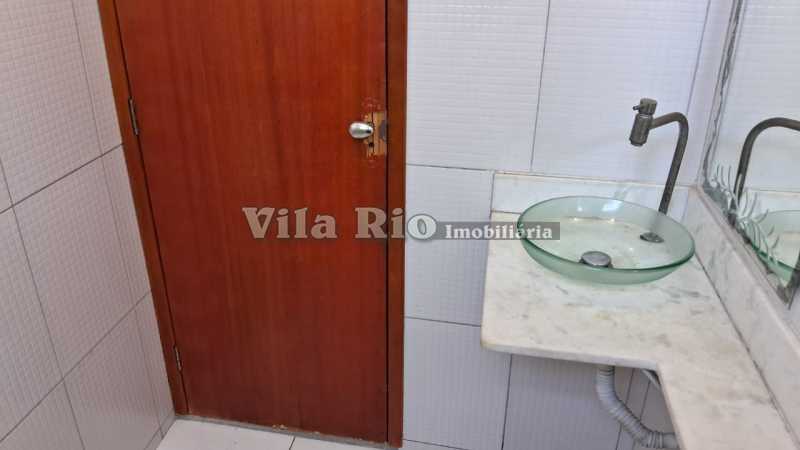 5.2 Banheiro Social. - 17