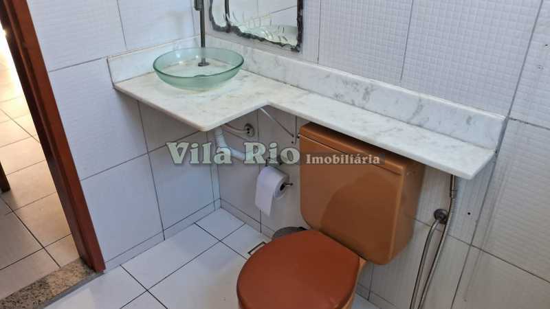 5.3 Banheiro Social. - 18