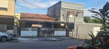 Casa linear com 03 quartos, 01 suíte e duas vagas próxima da Escola Grécia. - VCA30228