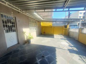 Casa linear com 03 quartos, 01 suíte e duas vagas próxima da Escola Grécia. - VCA30228