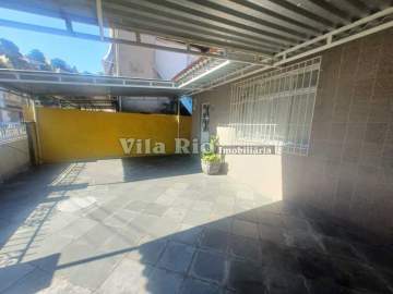 Casa linear com 03 quartos, 01 suíte e duas vagas próxima da Escola Grécia. - VCA30228