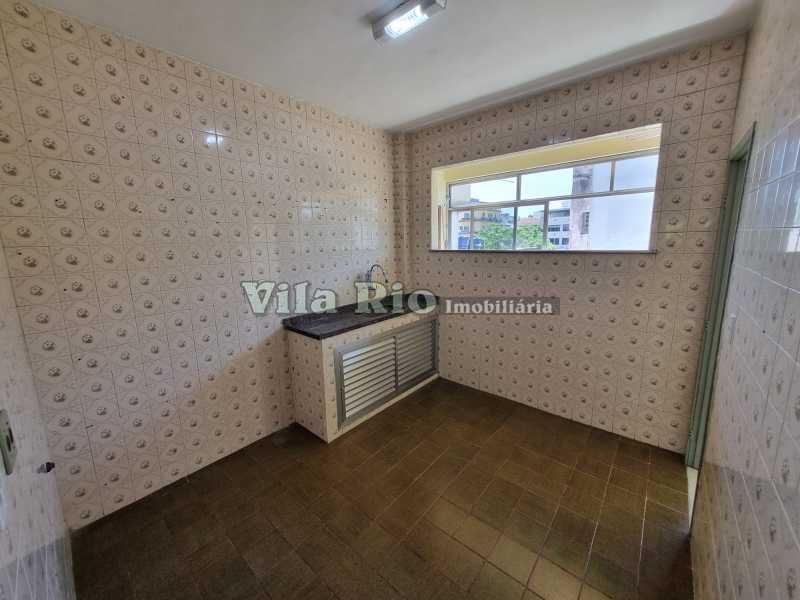 Conheça 16. do imóvel - Amplo apartamento 02 quartos mais dependência em Irajá. - VAP21666 - 16 16. - 16