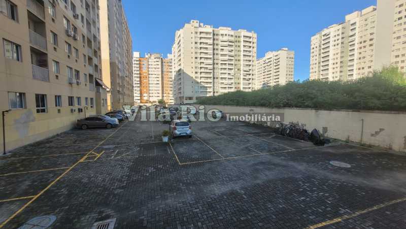 17 Estacionamento 1. - 29