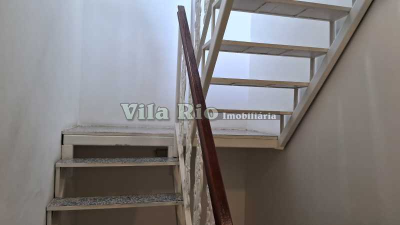 9.1 Acesso Terraço. - 20