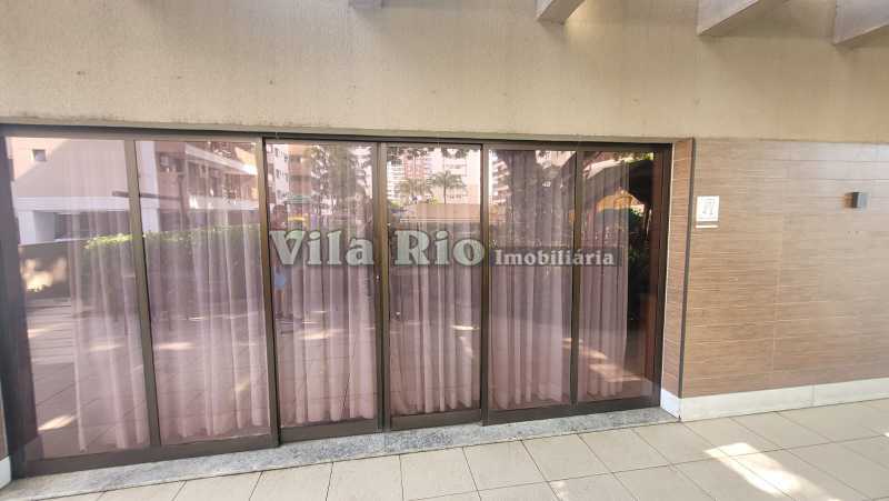 28 Salão de festas 1. - 27