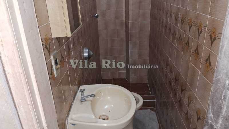 11.1 Banheiro de Serviço. - 19