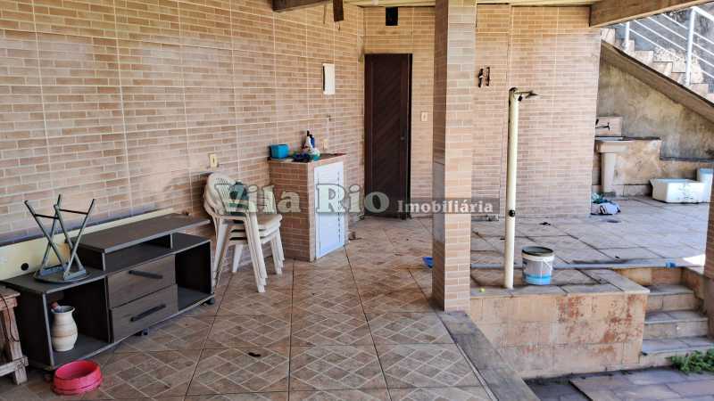 16.1 Espaço Gourmet. - 24