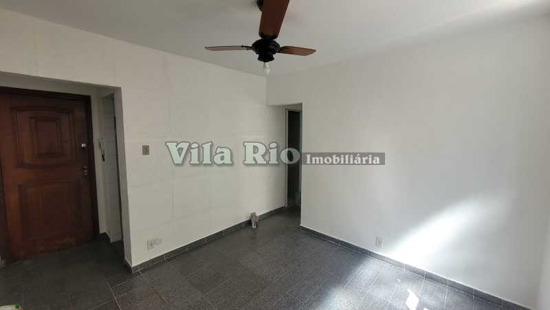 1 Sala 1. - 2