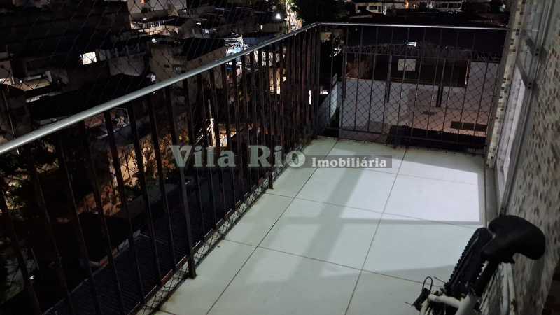 Conheça 11.1 Varanda quartos. do imóvel - Lindo apartamento 02 quartos em ótima localização. - VAP21692 - 25 11.1 Varanda quartos. - 25