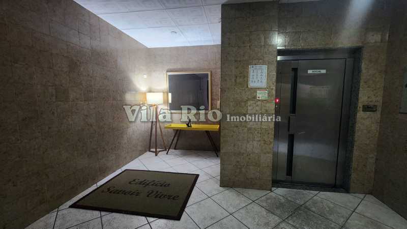 Conheça 15.1 Hall dos Elevadores. do imóvel - Lindo apartamento 02 quartos em ótima localização. - VAP21692 - 29 15.1 Hall dos Elevadores. - 29