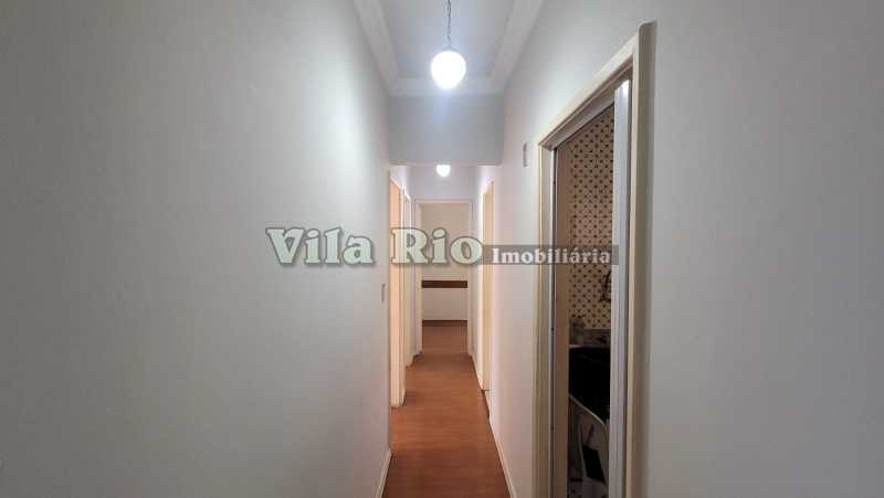 Conheça 2 Circulação 1. do imóvel - Ótimo apartamento 02 quartos com dependência próximo ao Largo do Bicão. - VAP21708 - 5 2 Circulação 1. - 5
