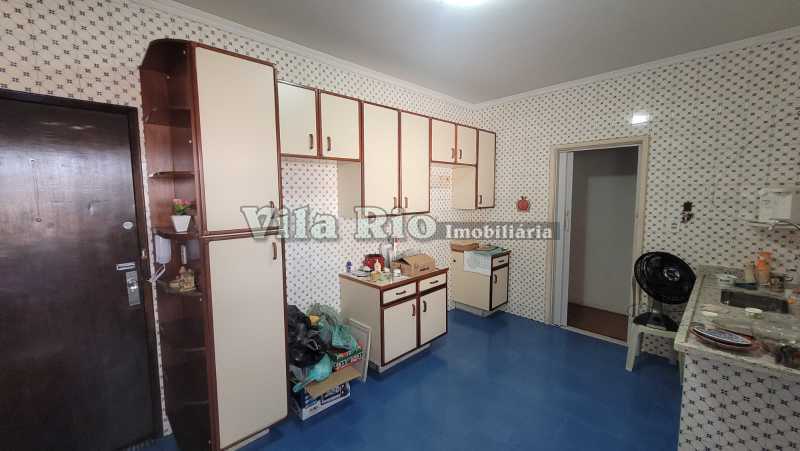 Conheça 7 Cozinha 3. do imóvel - Ótimo apartamento 02 quartos com dependência próximo ao Largo do Bicão. - VAP21708 - 22 7 Cozinha 3. - 22