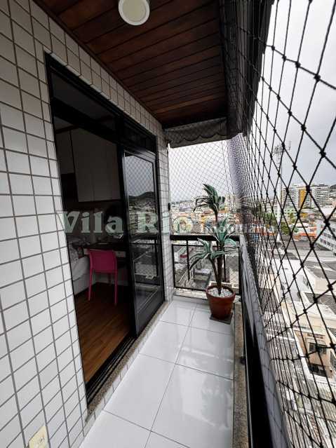Conheça 8 varanda da suite. do imóvel - Cobertura linear no Edifício Residencial Portinari. - VCO30061 - 9 8 varanda da suite. - 9
