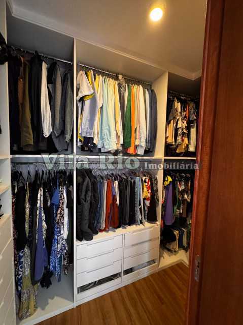 Conheça 9closet1. do imóvel - Cobertura linear no Edifício Residencial Portinari. - VCO30061 - 10 9closet1. - 10