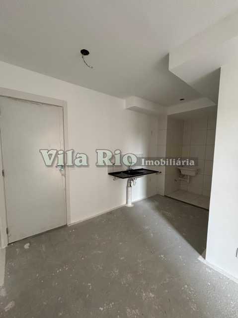 2 Sala 2. - 4