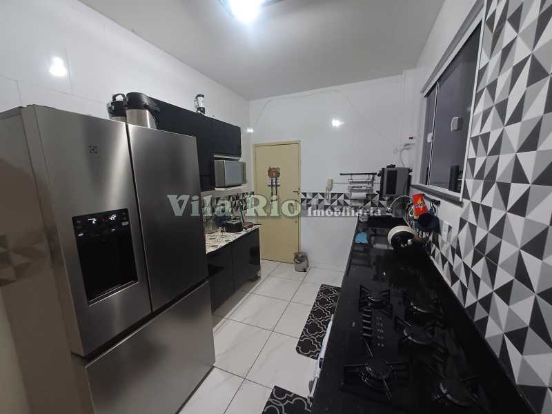 Conheça 27. do imóvel - Amplo apartamento nas proximidades da Avenida Oliveira Belo. - VAP21721 - 17 27. - 17