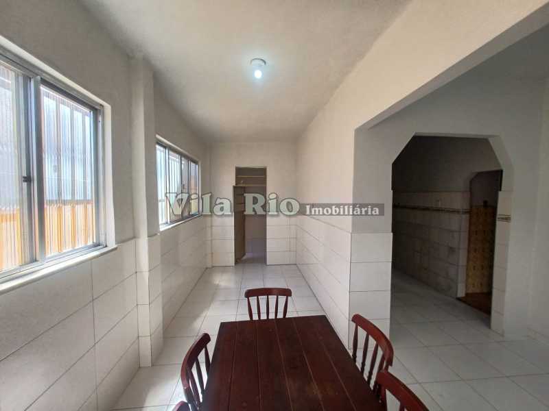 Conheça 29. do imóvel - Apartamento tipo casa localizado em uma rua fechada. - VAP21730 - 19 29. - 19