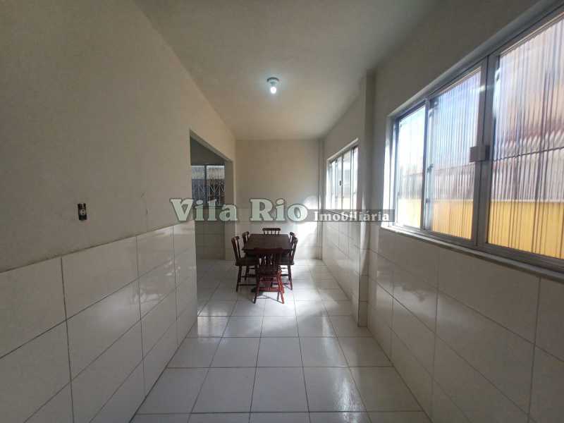 Conheça 30. do imóvel - Apartamento tipo casa localizado em uma rua fechada. - VAP21730 - 20 30. - 20
