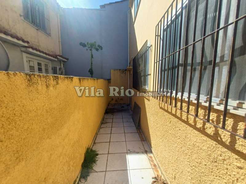 Conheça 35. do imóvel - Apartamento tipo casa localizado em uma rua fechada. - VAP21730 - 25 35. - 25