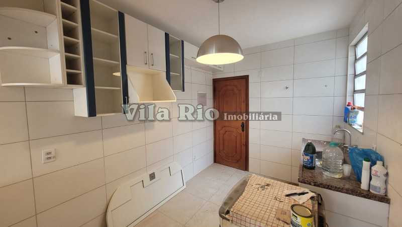 Conheça 5 Cozinha 1. do imóvel - Excelente apartamento 04 quartos e 03 banheiros na Vila da Penha. - VAP40028 - 6 5 Cozinha 1. - 6