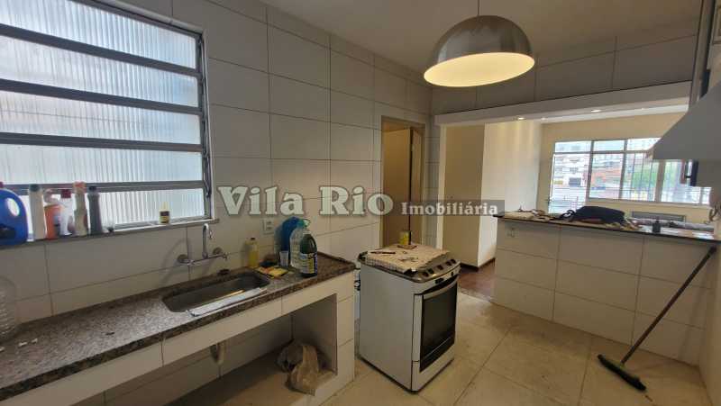 Conheça 5 Cozinha 2. do imóvel - Excelente apartamento 04 quartos e 03 banheiros na Vila da Penha. - VAP40028 - 7 5 Cozinha 2. - 7