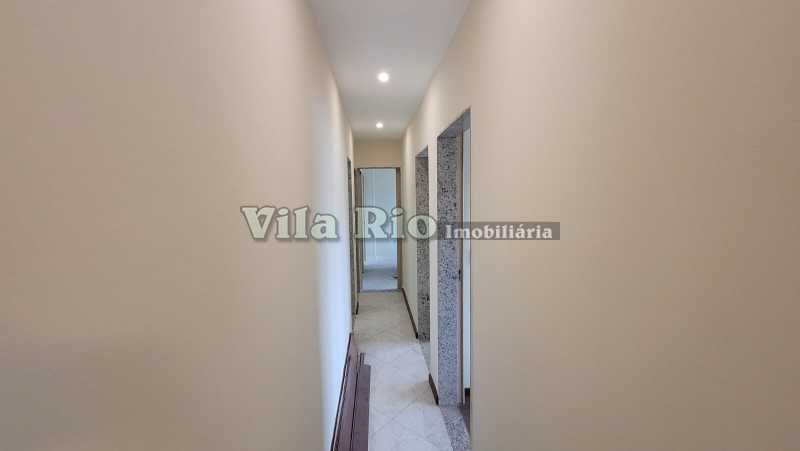 Conheça 8 Circulação. do imóvel - Excelente apartamento 04 quartos e 03 banheiros na Vila da Penha. - VAP40028 - 12 8 Circulação. - 12
