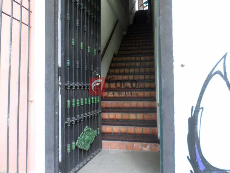 Conheça ENTRADA do imóvel - Prédio 495m² à venda Rua Alice, Laranjeiras, Rio de Janeiro - R$ 1.150.000 - FLPR00008 - 5 ENTRADA - 5