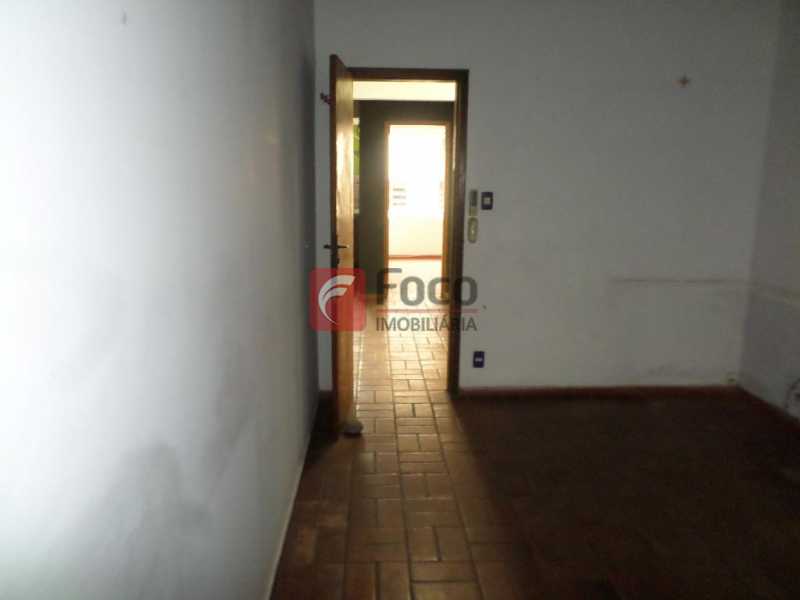 Conheça SALA 2º PAV. do imóvel - Prédio 495m² à venda Rua Alice, Laranjeiras, Rio de Janeiro - R$ 1.150.000 - FLPR00008 - 16 SALA 2º PAV. - 16
