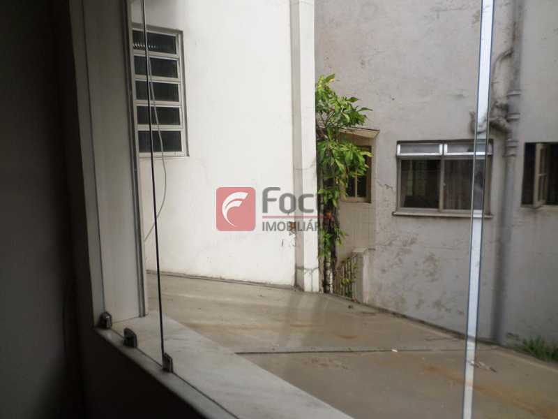 Conheça DETALHE 2º PAV. do imóvel - Prédio 495m² à venda Rua Alice, Laranjeiras, Rio de Janeiro - R$ 1.150.000 - FLPR00008 - 17 DETALHE 2º PAV. - 17