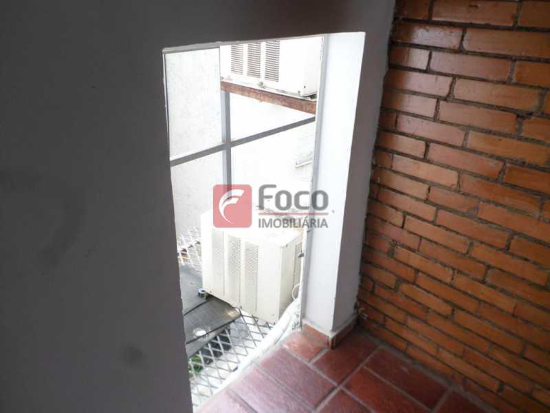 Conheça COMPARTIMENTO AR CONDICIONA do imóvel - Prédio 495m² à venda Rua Alice, Laranjeiras, Rio de Janeiro - R$ 1.150.000 - FLPR00008 - 23 COMPARTIMENTO AR CONDICIONA - 23