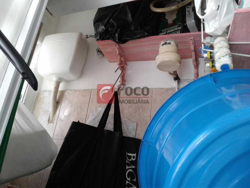 Conheça BANHEIRO EMPREGADA do imóvel - Apartamento à venda Rua Andrade Pertence, Catete, Rio de Janeiro - R$ 580.000 - FLAP22112 - 23 BANHEIRO EMPREGADA - 23