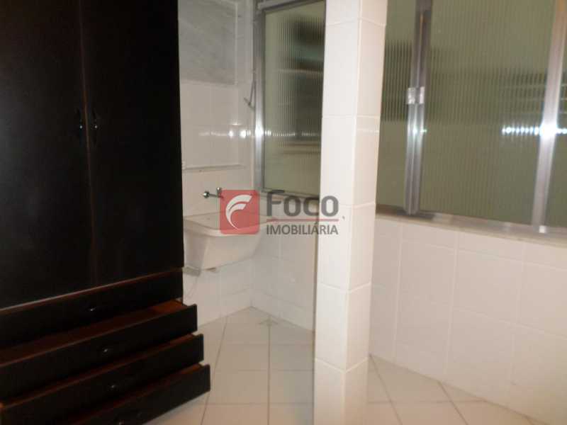 Conheça ÁREA SERVIÇO do imóvel - Apartamento à venda Avenida Calógeras, Centro, Rio de Janeiro - R$ 550.000 - FLAP22169 - 15 ÁREA SERVIÇO - 15