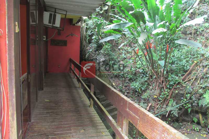 Conheça VARANDA do imóvel - Casa à venda Rua Engenheiro Alfredo Duarte, Jardim Botânico, Rio de Janeiro - R$ 3.500.000 - JBCA40041 - 5 VARANDA - 5