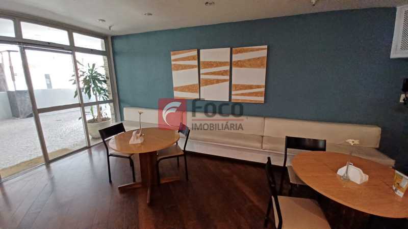 Conheça 17 do imóvel - OPORUNIDADE 2 SUITES 1 VAGA TODO REFORMADO !! - JBAP21698 - 27 17 - 27