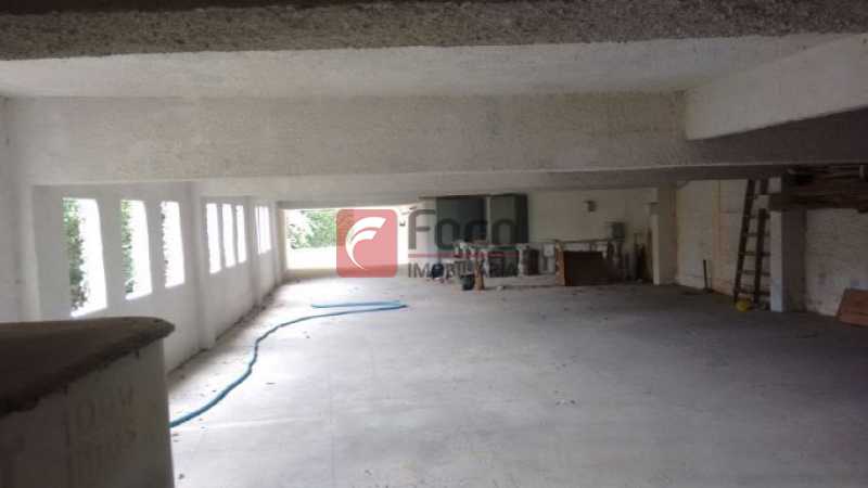 Conheça garagem do imóvel - Casa à venda Rua Tenente Márcio Pinto, Gávea, Rio de Janeiro - R$ 3.150.000 - JBCA130001 - 13 garagem - 13
