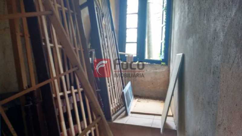 Conheça área com os 4 quartos do imóvel - Casa à venda Rua Tenente Márcio Pinto, Gávea, Rio de Janeiro - R$ 3.150.000 - JBCA130001 - 23 área com os 4 quartos - 23