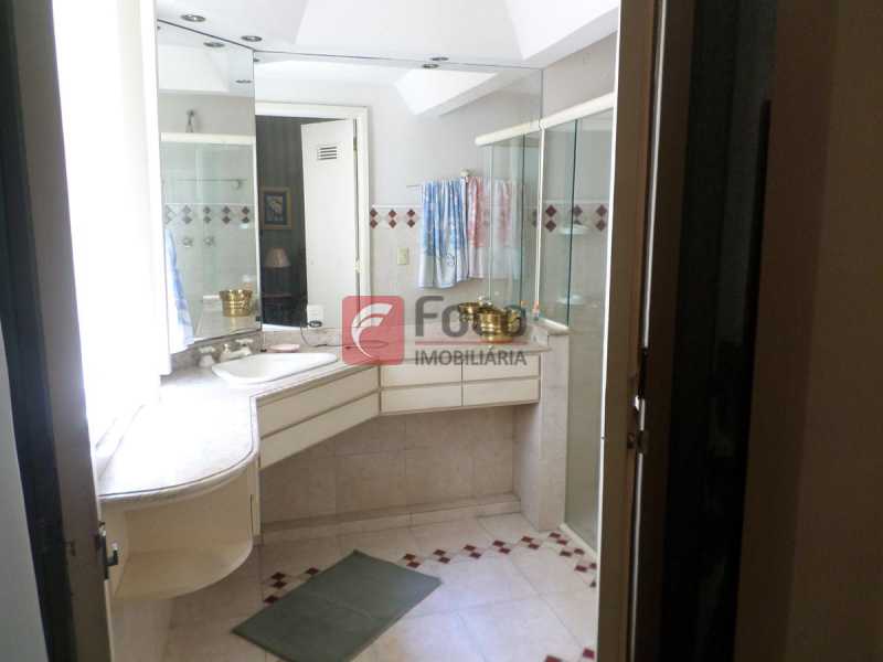 Conheça BANHEIRO SUÍTE do imóvel - Apartamento à venda Rua Constante Ramos, Copacabana, Rio de Janeiro - R$ 2.200.000 - FLAP40545 - 14 BANHEIRO SUÍTE - 14