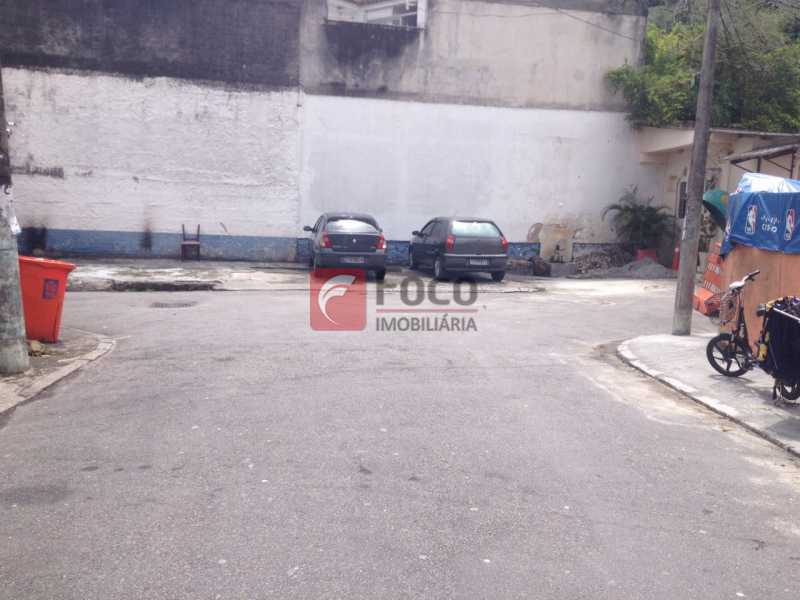 Conheça ÁREA EXTERNA do imóvel - Apartamento à venda Rua Modesto Brocos, Jardim Botânico, Rio de Janeiro - R$ 360.000 - JBAP20954 - 21 ÁREA EXTERNA - 21