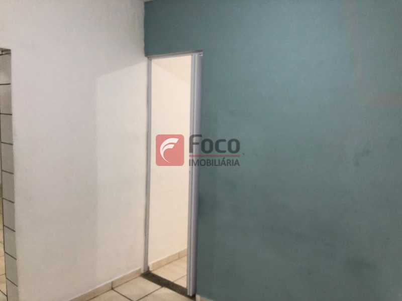 Conheça SALA: do imóvel - Apartamento à venda Rua Modesto Brocos, Jardim Botânico, Rio de Janeiro - R$ 360.000 - JBAP20954 - 2 SALA: - 2
