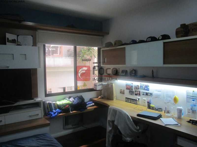 QUARTO 2 - 16
