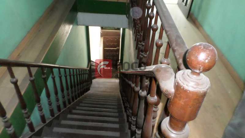 Conheça ACESSO 2º PISO do imóvel - Loja 466m² à venda Rua Riachuelo, Centro, Rio de Janeiro - R$ 1.450.000 - FLLJ00024 - 12 ACESSO 2º PISO - 12