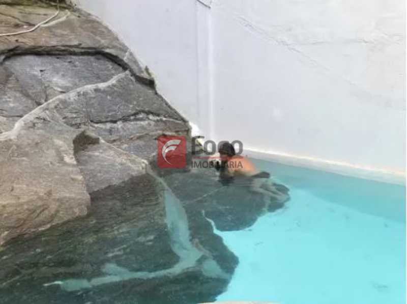 Conheça Piscina do imóvel - Casa à venda Rua Fernando Magalhães, Jardim Botânico, Rio de Janeiro - R$ 5.090.000 - JBCA60014 - 17 Piscina - 17