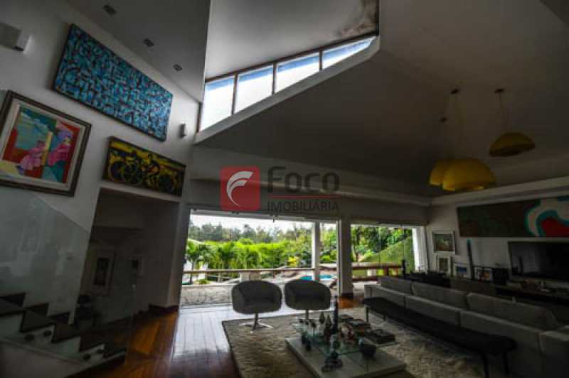 Conheça Living do imóvel - Casa em Condomínio à venda Rua Poeta Khalil Gibran, Itanhangá, Rio de Janeiro - R$ 3.800.000 - JBCN40007 - 4 Living - 4