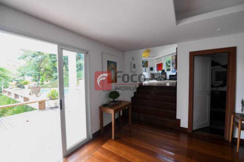 Conheça Lavabo do imóvel - Casa em Condomínio à venda Rua Poeta Khalil Gibran, Itanhangá, Rio de Janeiro - R$ 3.800.000 - JBCN40007 - 7 Lavabo - 7