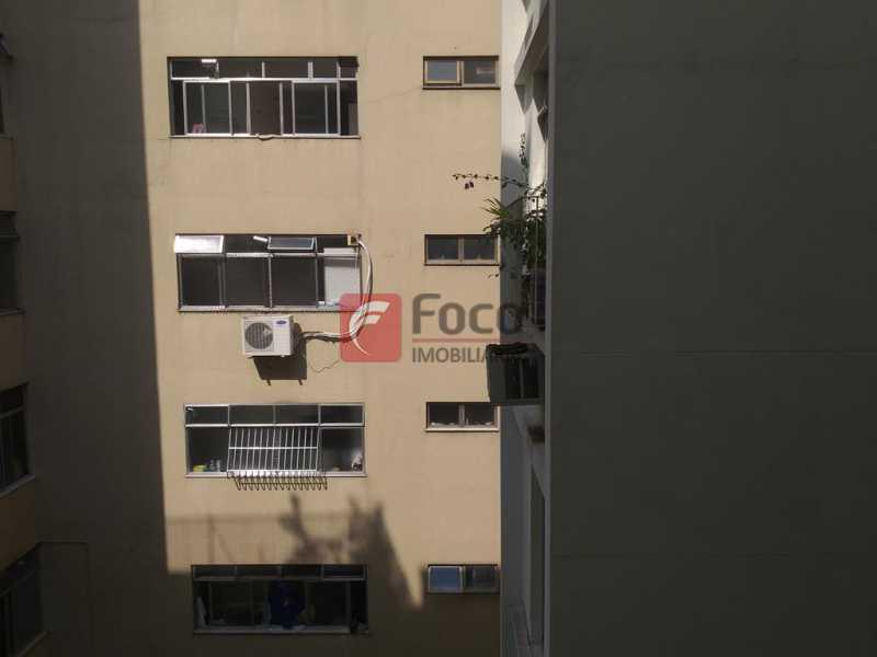 Conheça VISTA do imóvel - Apartamento à venda Rua das Laranjeiras, Laranjeiras, Rio de Janeiro - R$ 500.000 - JBAP21170 - 17 VISTA - 17