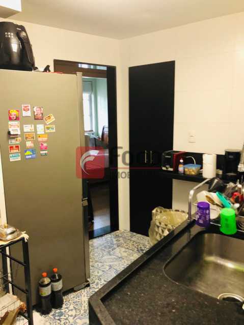 Conheça Cozinha do imóvel - Apartamento à venda Rua Benjamim Batista, Jardim Botânico, Rio de Janeiro - R$ 1.100.000 - JBAP31764 - 14 Cozinha - 14