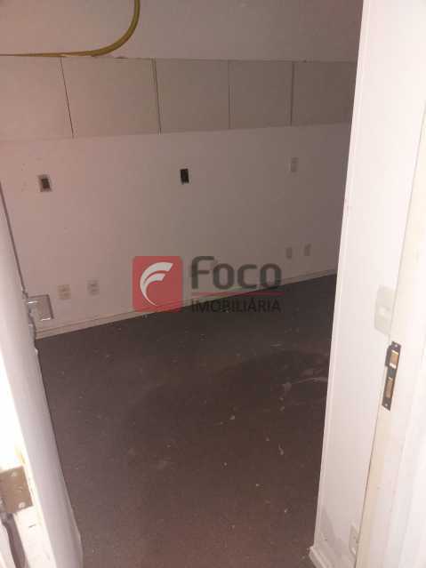 WhatsApp Image 2025-10-27 at 1 - 8