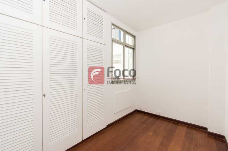 desktop_master_bedroom41 - 8