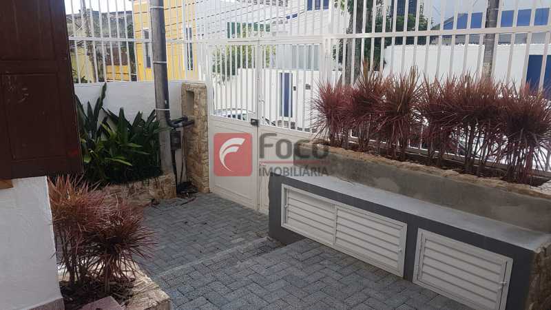 Conheça Entrada do imóvel - Casa à venda Rua Monte Alegre, Santa Teresa, Rio de Janeiro - R$ 1.200.000 - JBCA30045 - 3 Entrada - 3